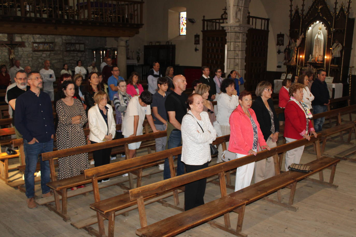 Fuentes de Béjar mantiene vivo el culto a la Virgen del Rosario