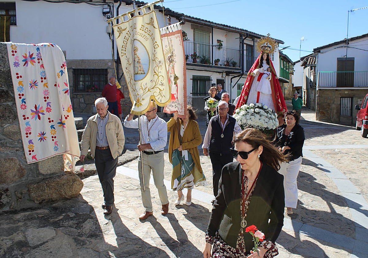 Cantagallo rinde honores a la Virgen del Rosario