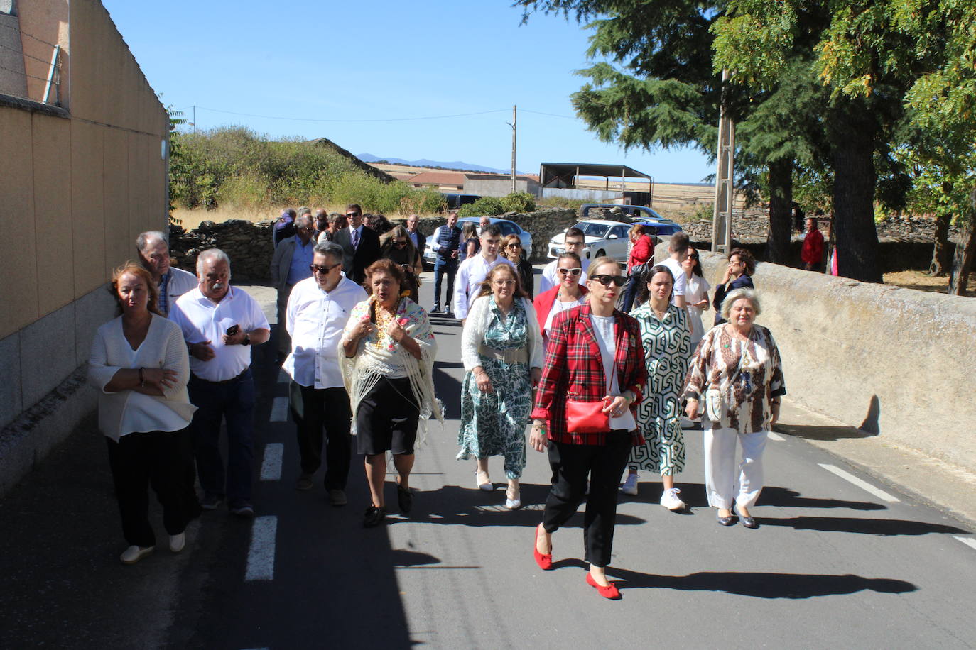 Pizarral honra a la Virgen del Rosario