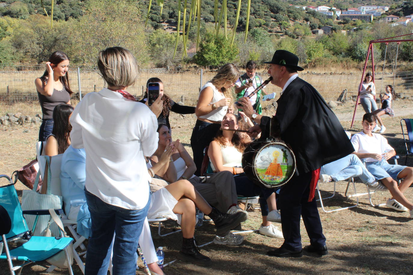Ofrendas de devoción a la Virgen de la Yedra