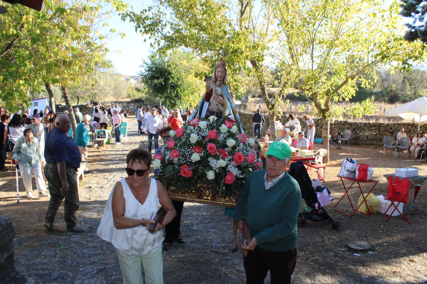 Ofrendas de devoción a la Virgen de la Yedra