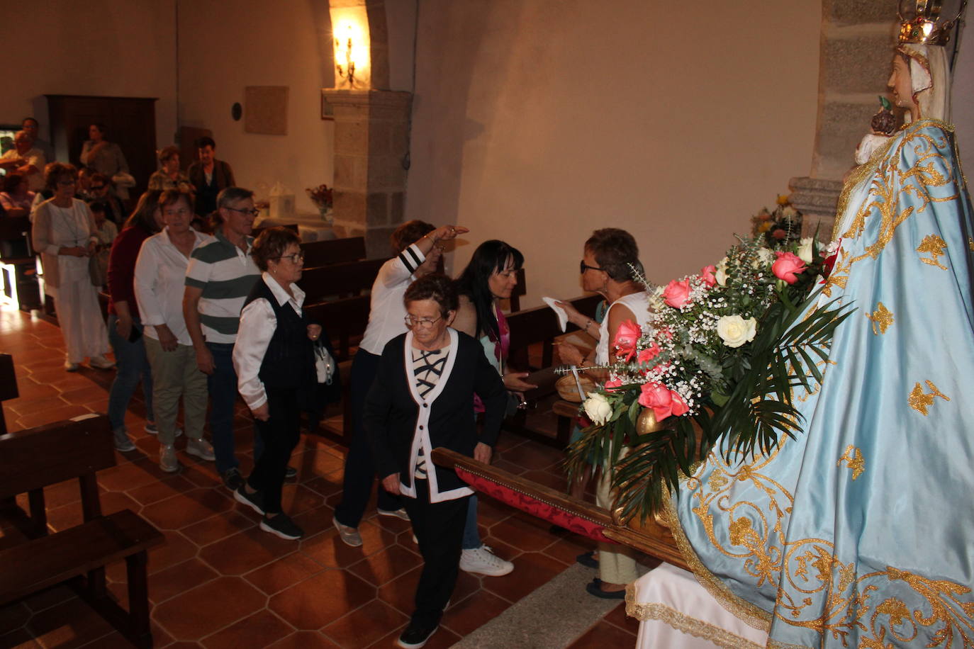 Ofrendas de devoción a la Virgen de la Yedra