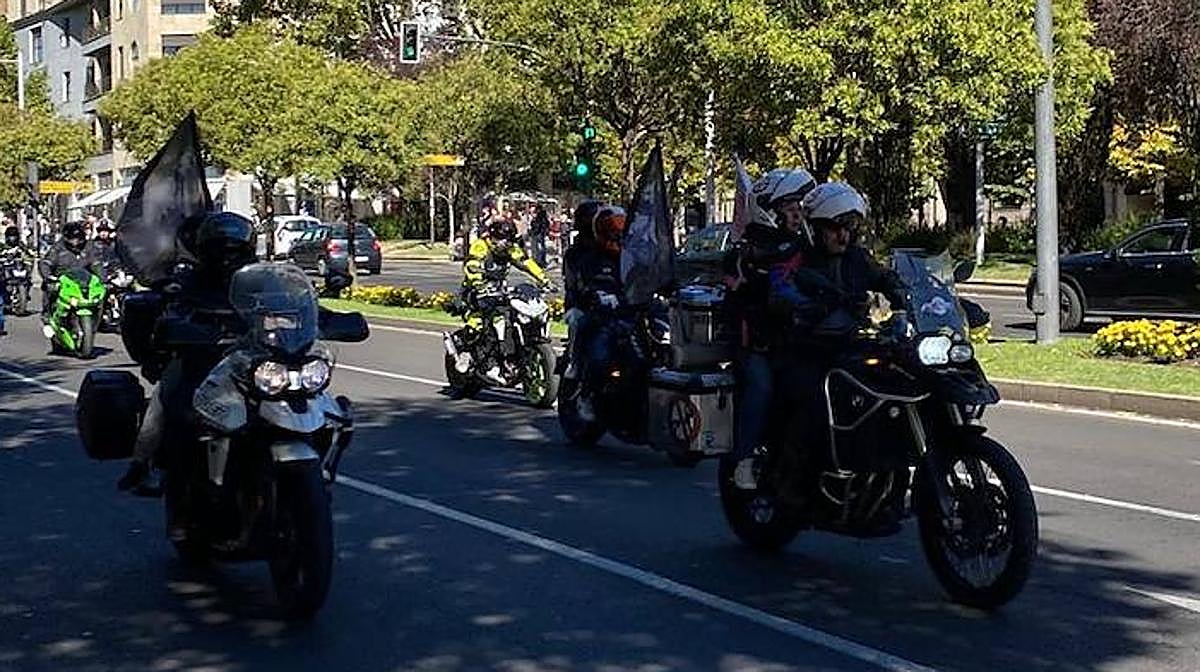 El 'rugido' de los motoristas salmantinos se deja notar en la capital para reclamar seguridad y respeto en la carretera