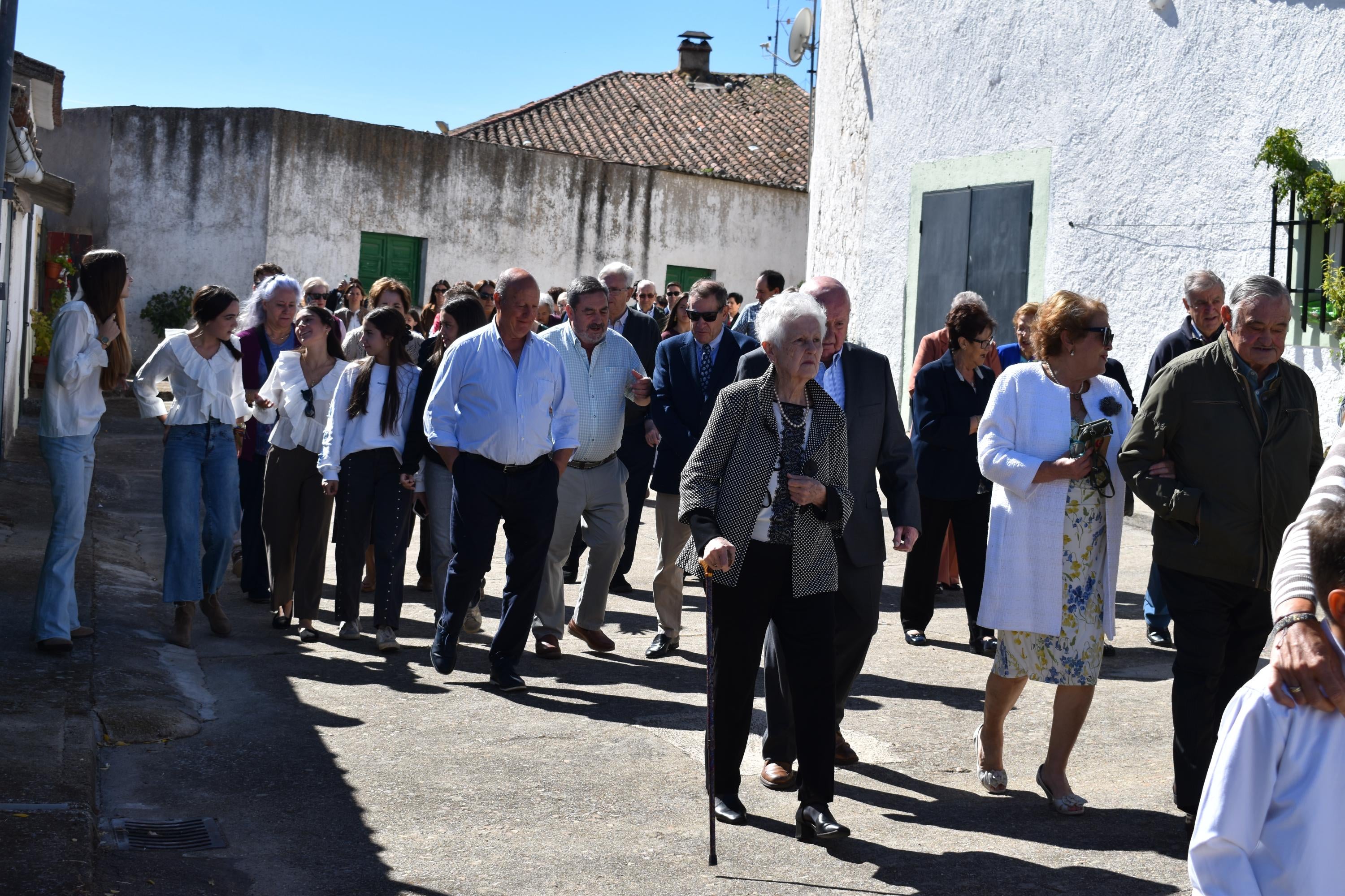 Día grande en Aldehuela de la Bóveda con procesión, bueyada infantil y autos locos