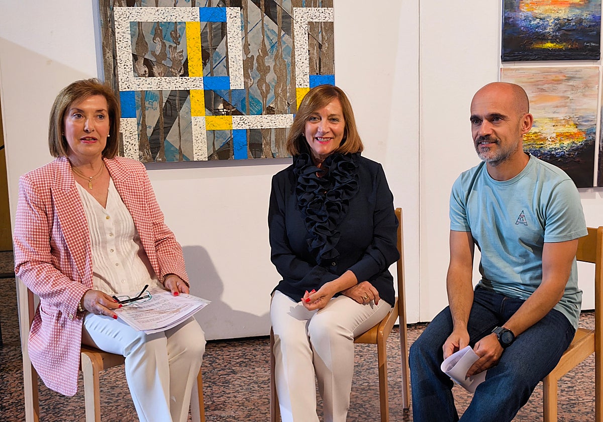 Sonsoles Núñez, Carmen Ávila y Pedro Pérez.