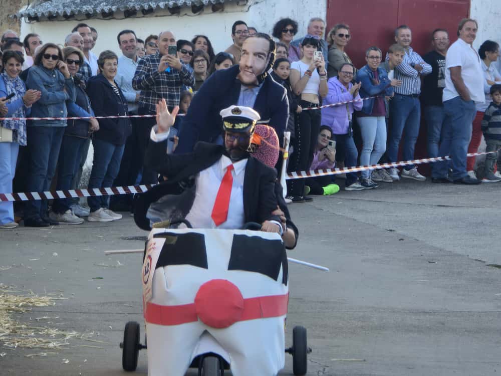 Día grande en Aldehuela de la Bóveda con procesión, bueyada infantil y autos locos