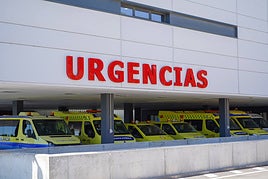 Una mujer de 58 años, herida tras una colisión por alcance en la Vía Helmántica, en la rotonda del río Tormes