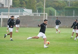 Dani Hernández trabajando con normalidad durante el primer tramo de la sesión de este miércoles.