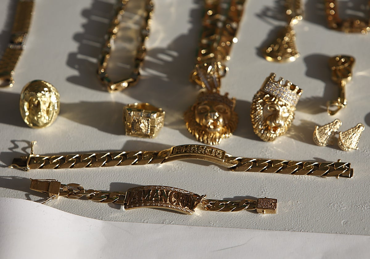 Algunas de las joyas intervenidas en la 'Operación Heredis', caso resuelto en audiencia preliminar.