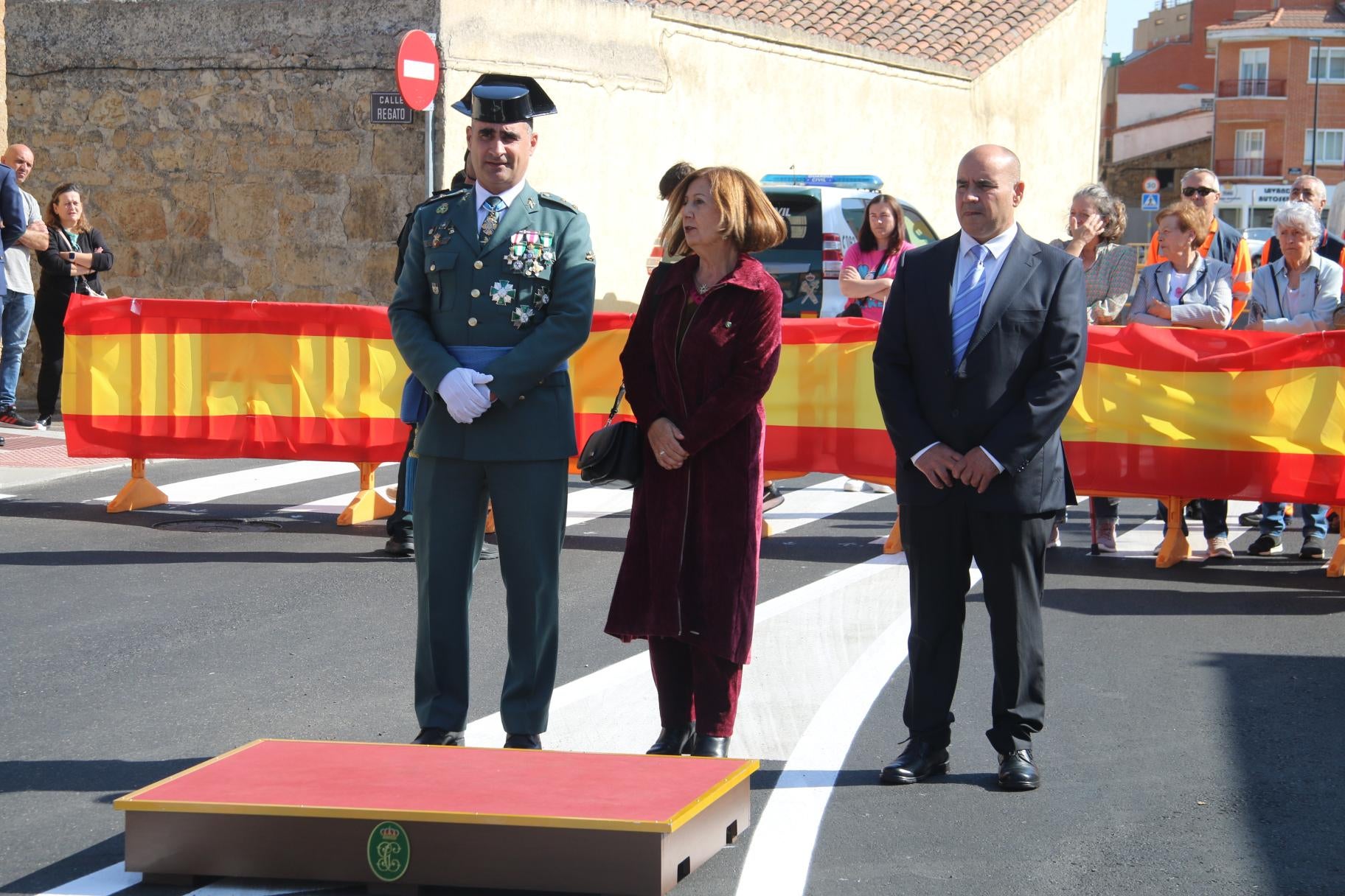 Villares homenajea a la Benemérita