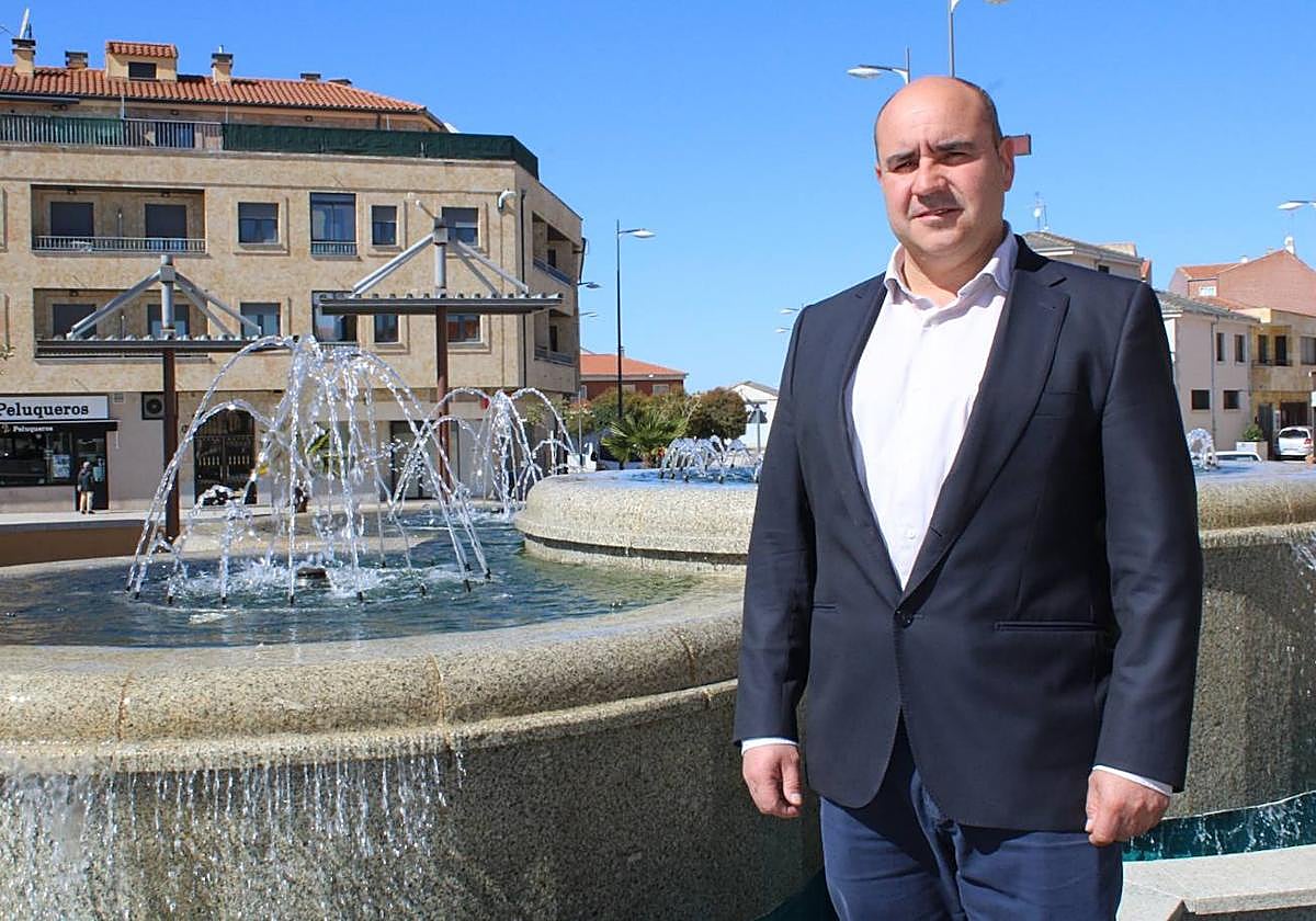 José Buenaventura Recio García, alcalde de Villares de la Reina.