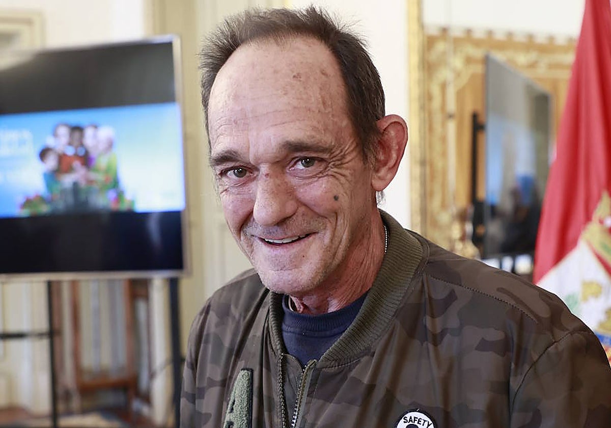 Ángel Luis Fernández, paciente con esquizofrenia.