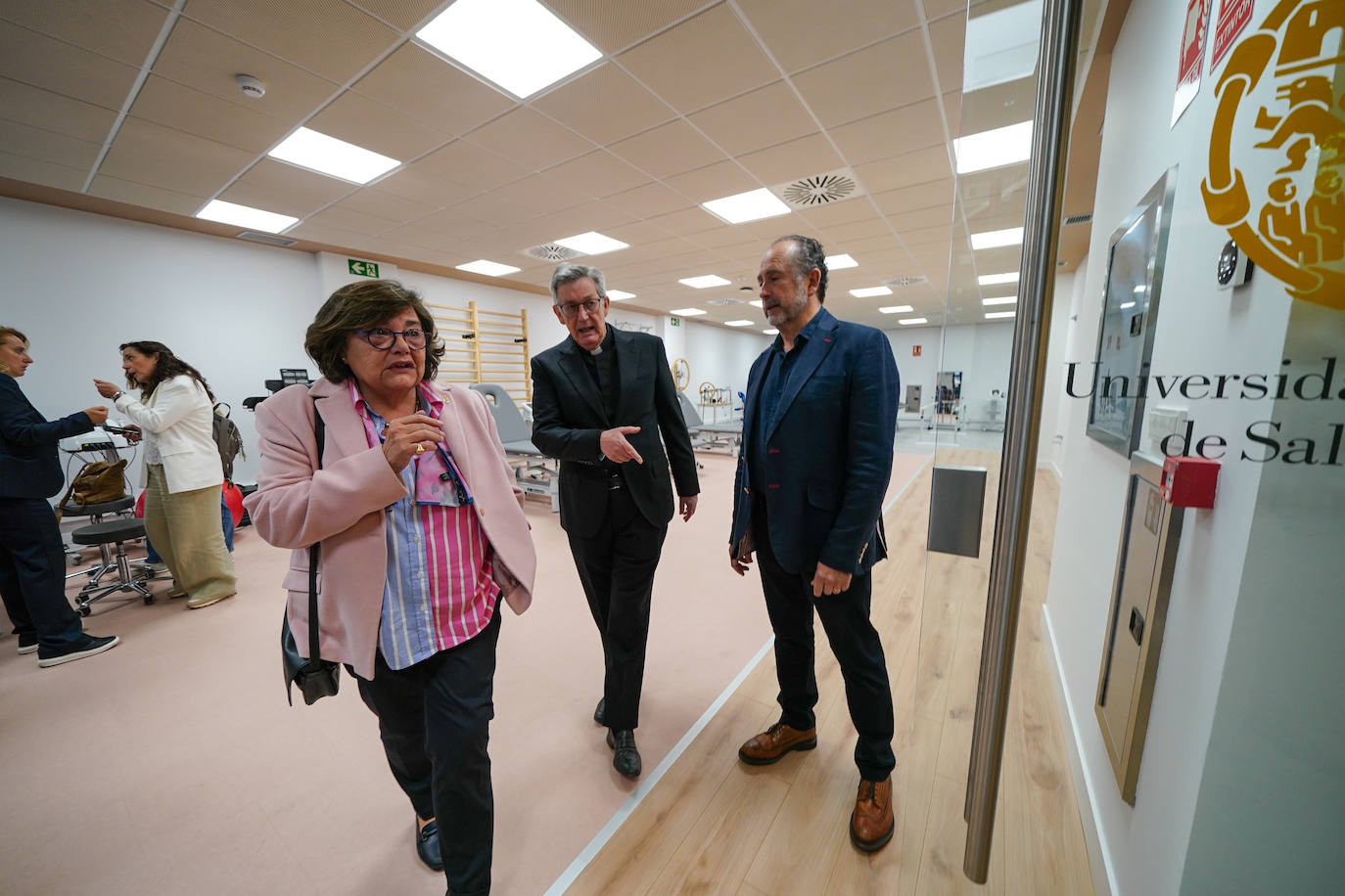 Así es el nuevo edificio de la Universidad Pontificia en la calle Peña Primera