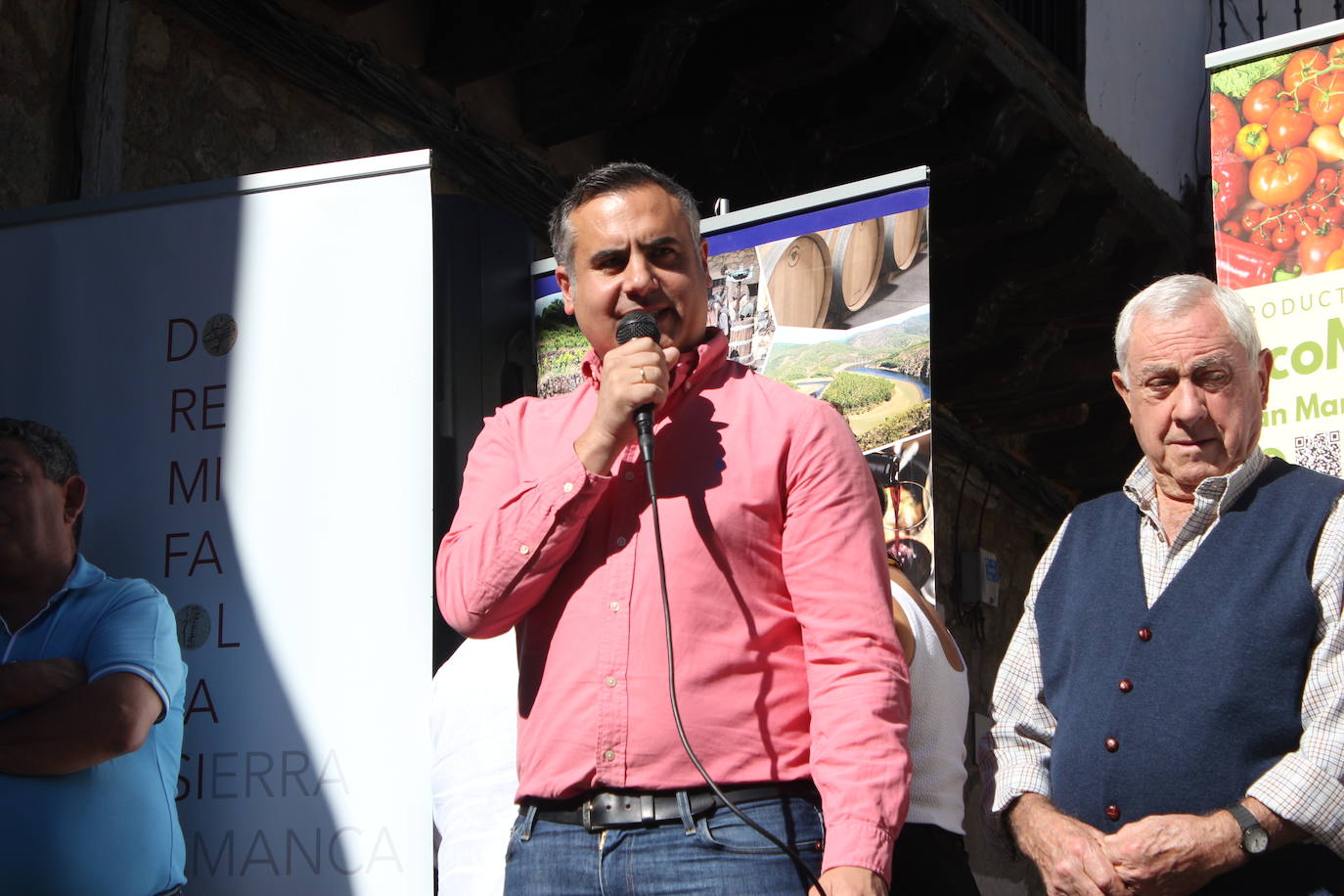 San Martín del Castañar brinda por el vino de la provincia en la XII Fiesta de la Vendimia