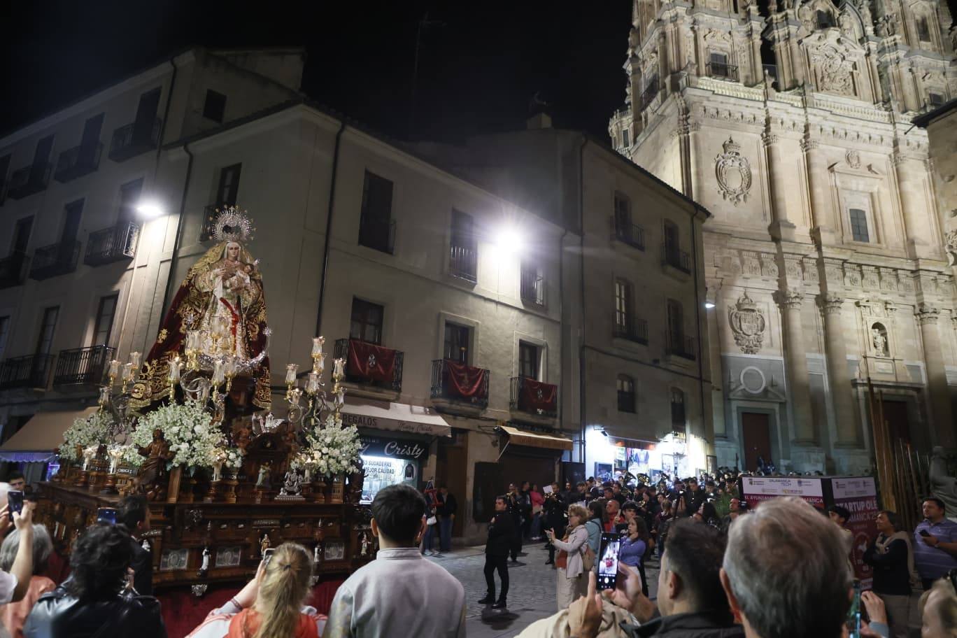 La procesión de la Virgen del Rosario en imágenes