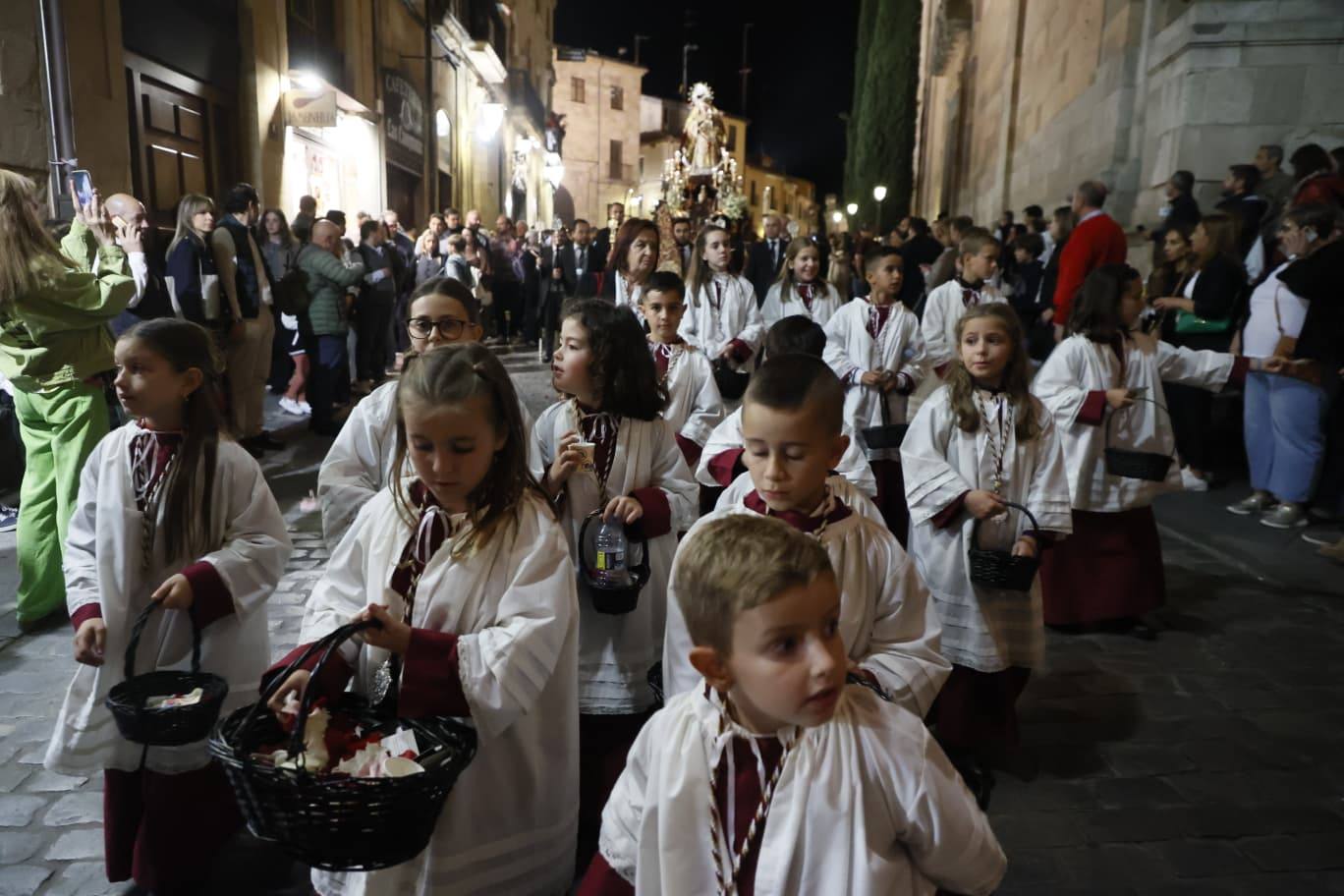 La procesión de la Virgen del Rosario en imágenes