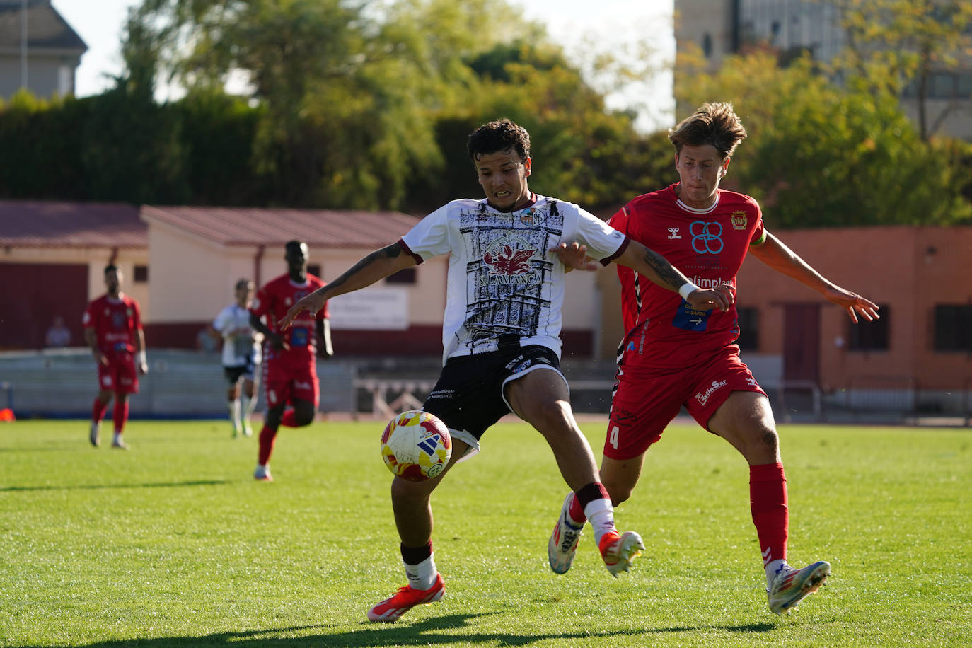 El triunfo del Salamanca UDS en Las Pistas ante la Sarriana en imágenes