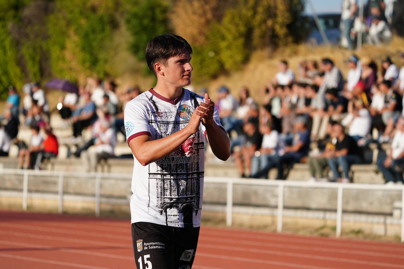 El triunfo del Salamanca UDS en Las Pistas ante la Sarriana en imágenes