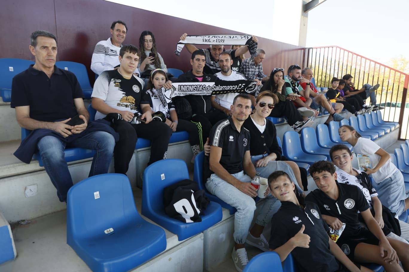 ¡Búscate en la grada del Reina Sofía en el partido entre Unionistas y la AD Mérida!