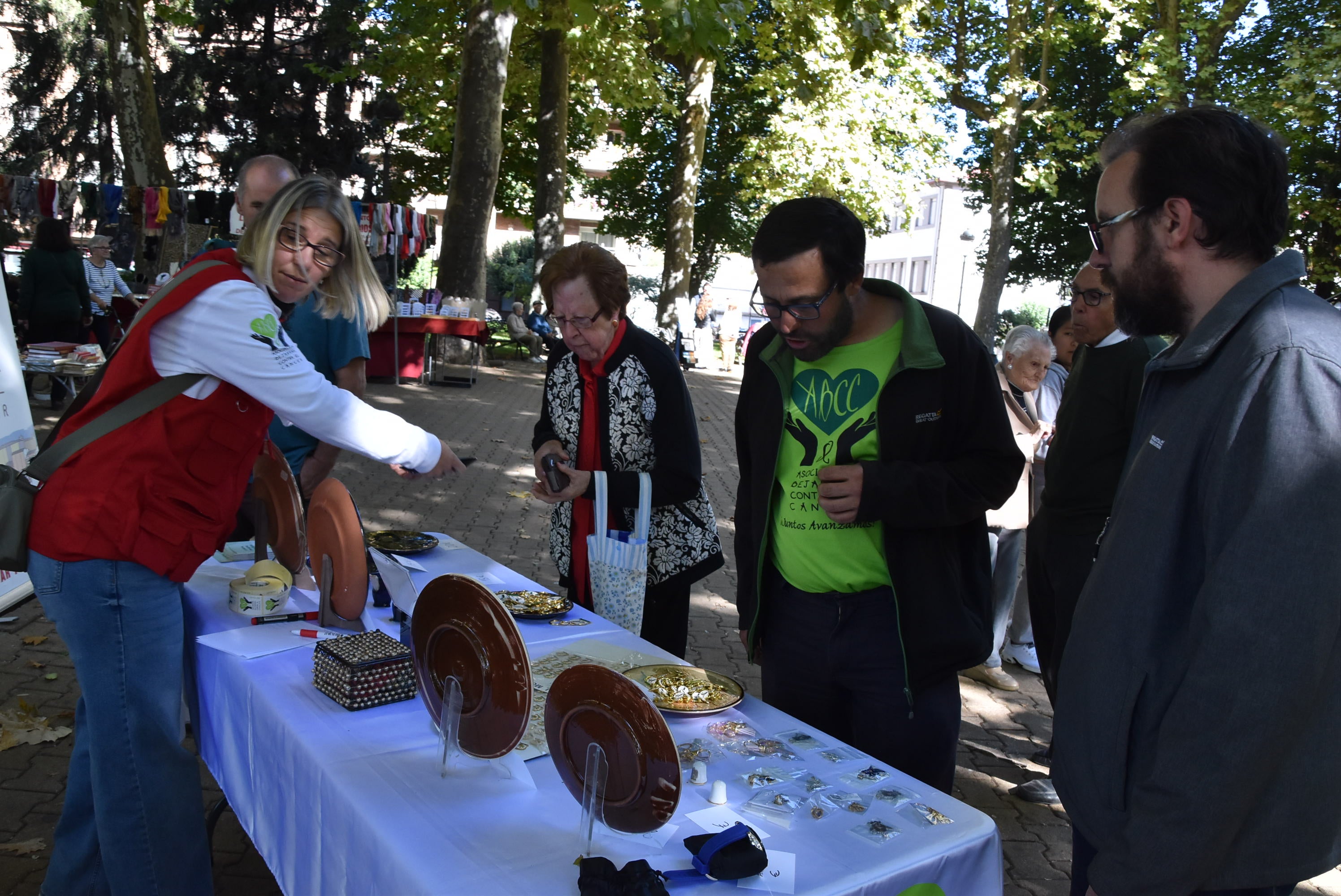 La solidaridad contra el cáncer sale a la calle en Béjar