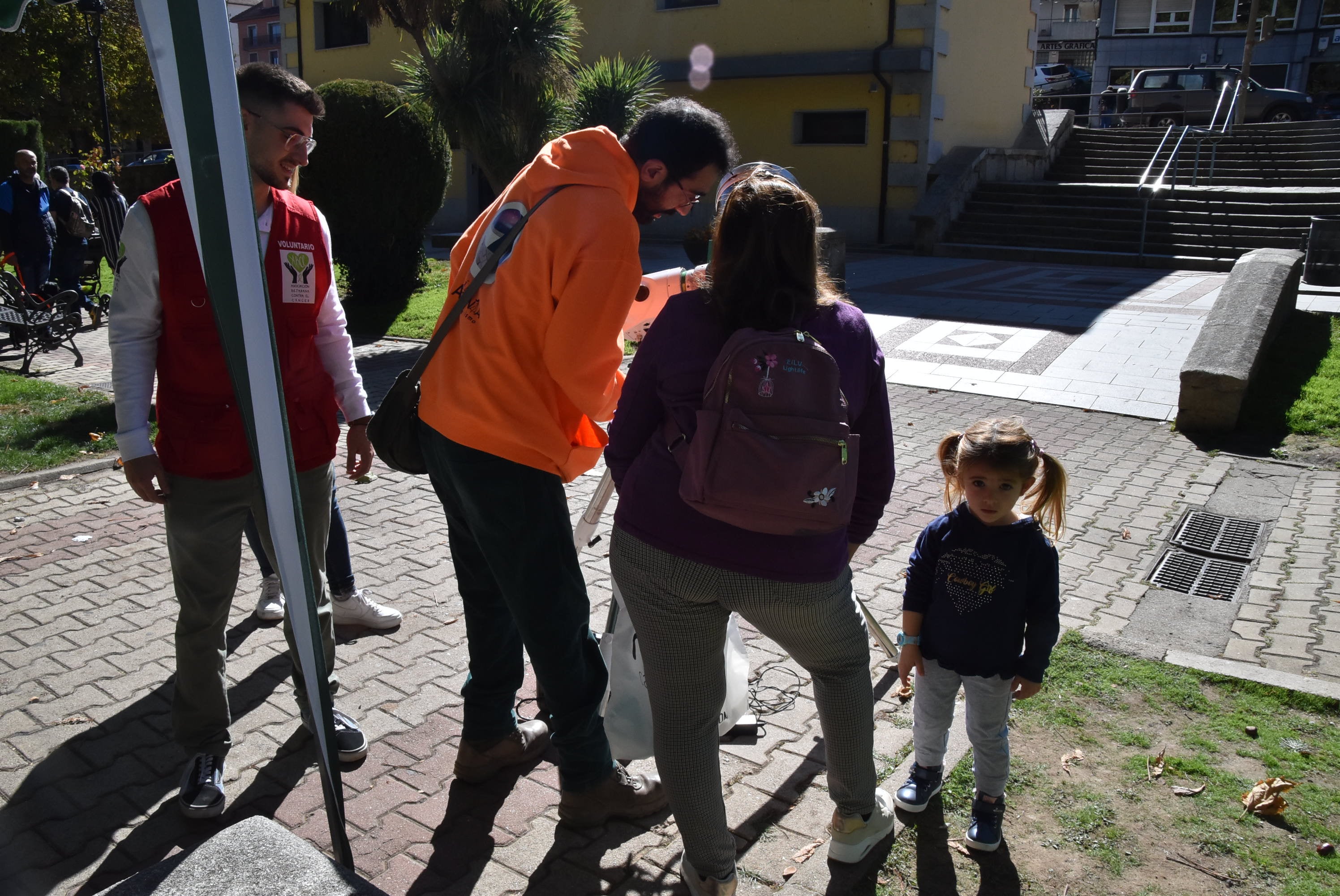 La solidaridad contra el cáncer sale a la calle en Béjar