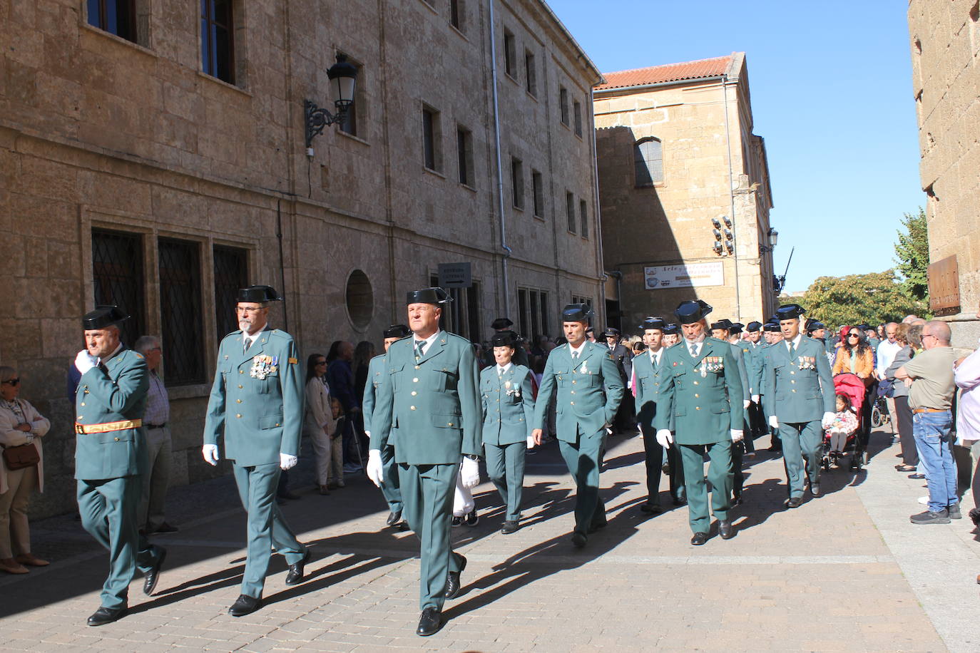 Solemnidad y fidelidad a la bandera, en los actos de la Guardia Civil de Ciudad Rodrigo