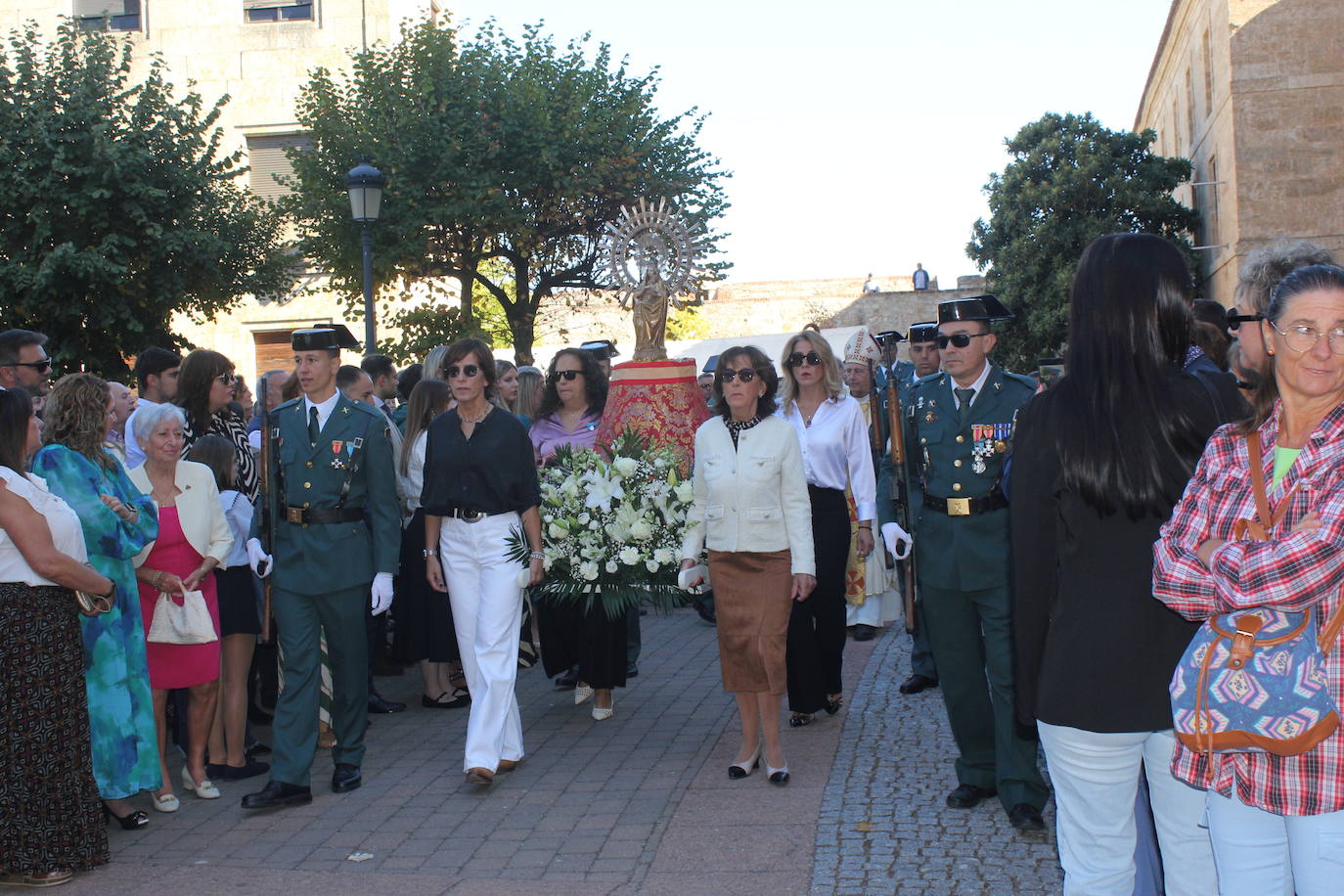 Solemnidad y fidelidad a la bandera, en los actos de la Guardia Civil de Ciudad Rodrigo