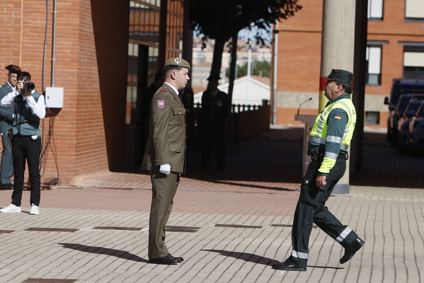 La celebración de la Guardia Civil por el Día del Pilar, en imágenes