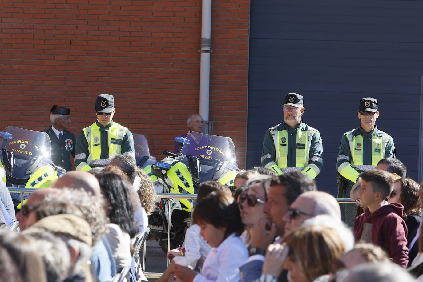 La celebración de la Guardia Civil por el Día del Pilar, en imágenes