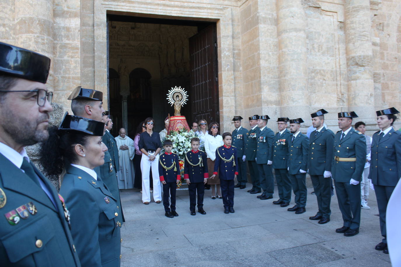 Solemnidad y fidelidad a la bandera, en los actos de la Guardia Civil de Ciudad Rodrigo