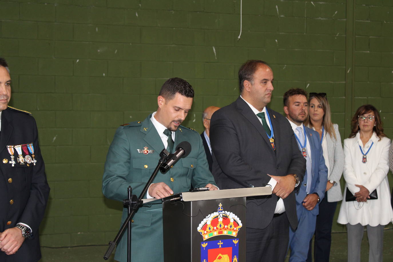 Guijuelo arropa a su Guardia Civil