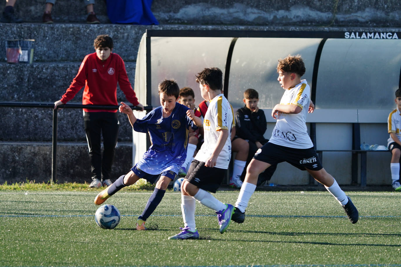 La jornada del fútbol base salmantino, en imágenes