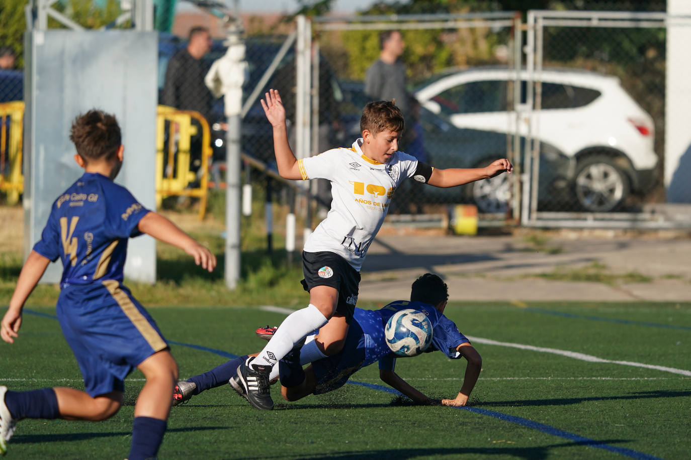 La jornada del fútbol base salmantino, en imágenes