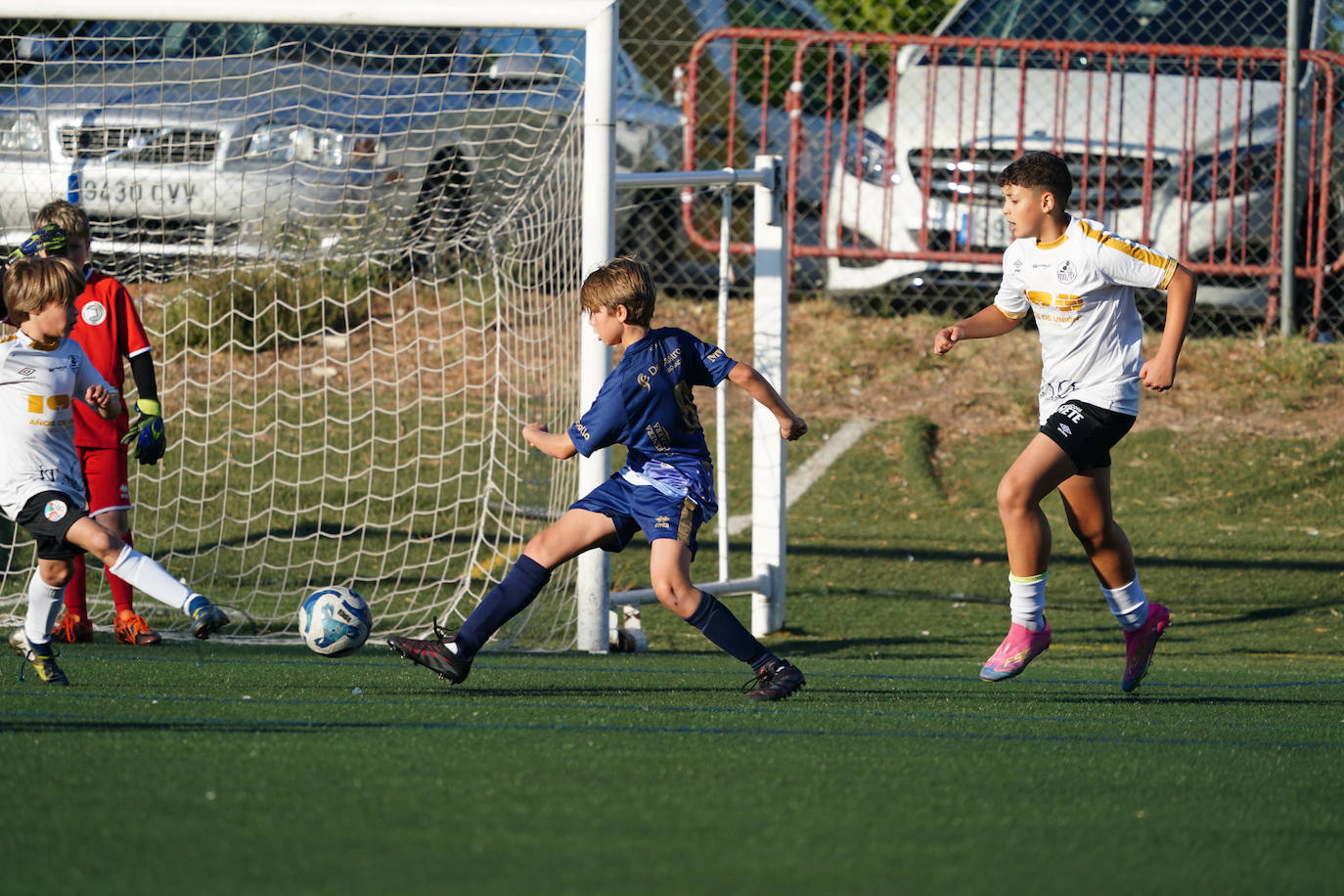 La jornada del fútbol base salmantino, en imágenes