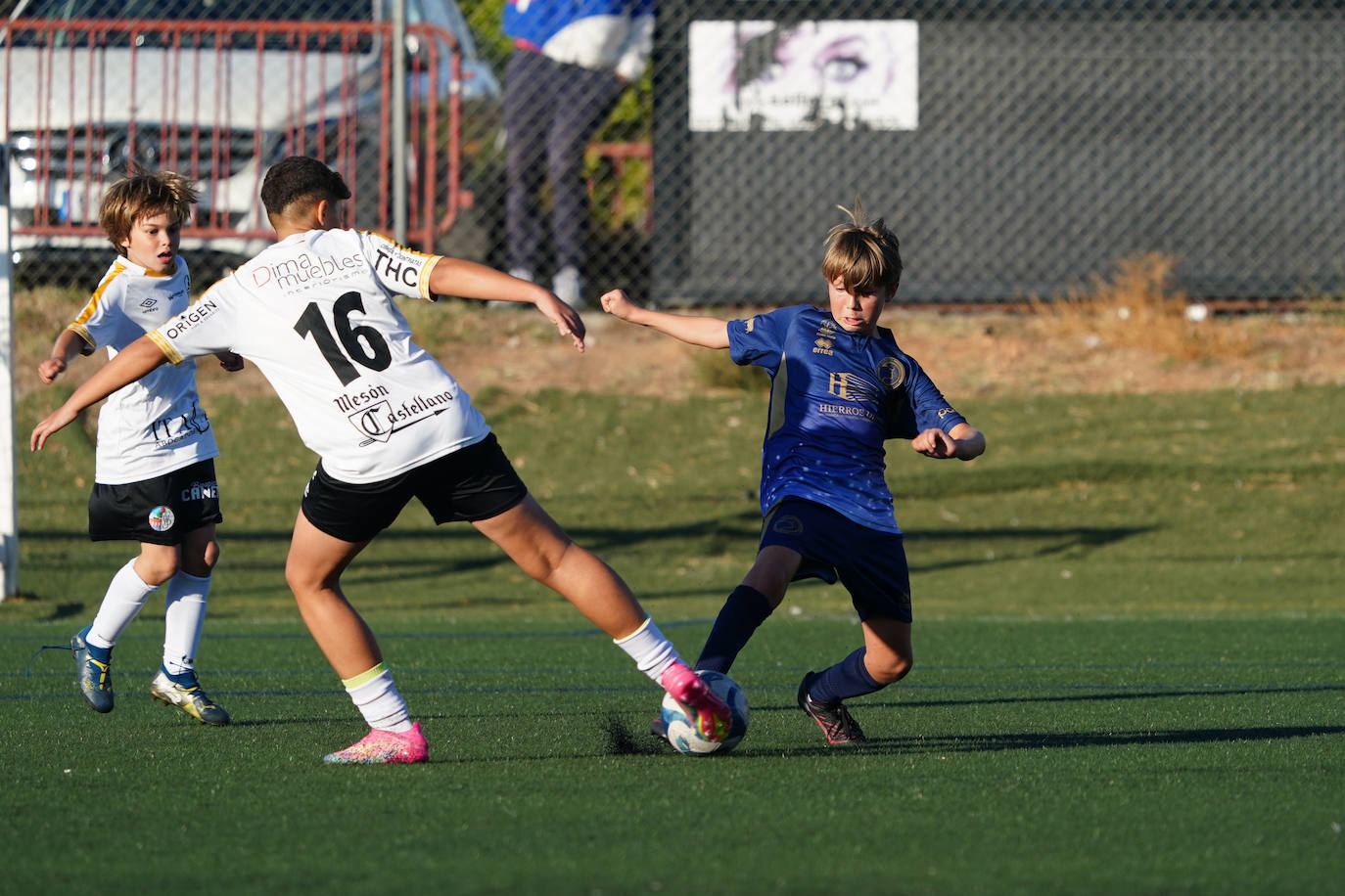 La jornada del fútbol base salmantino, en imágenes