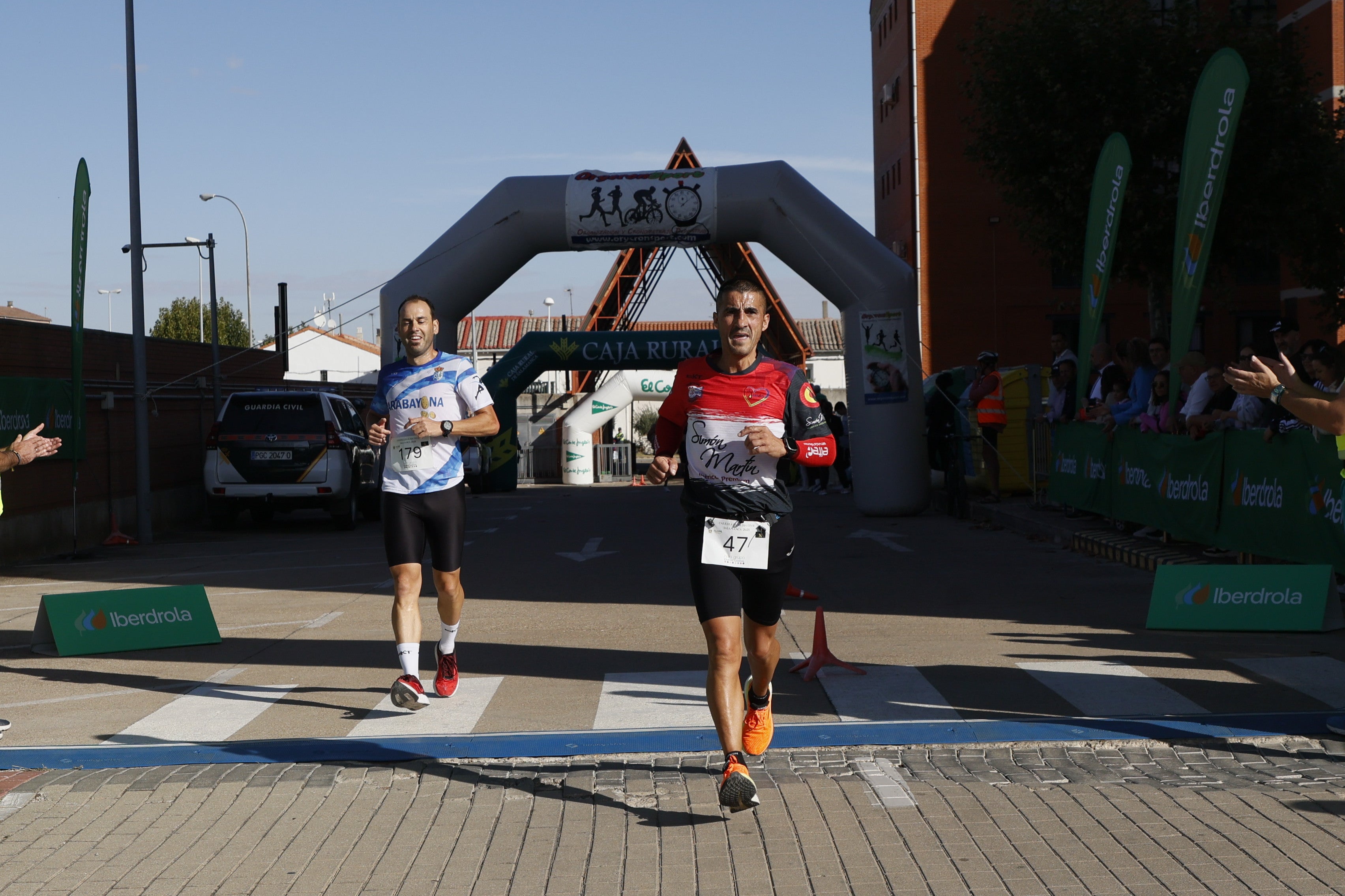 La Guardia Civil impulsa una marea solidaria