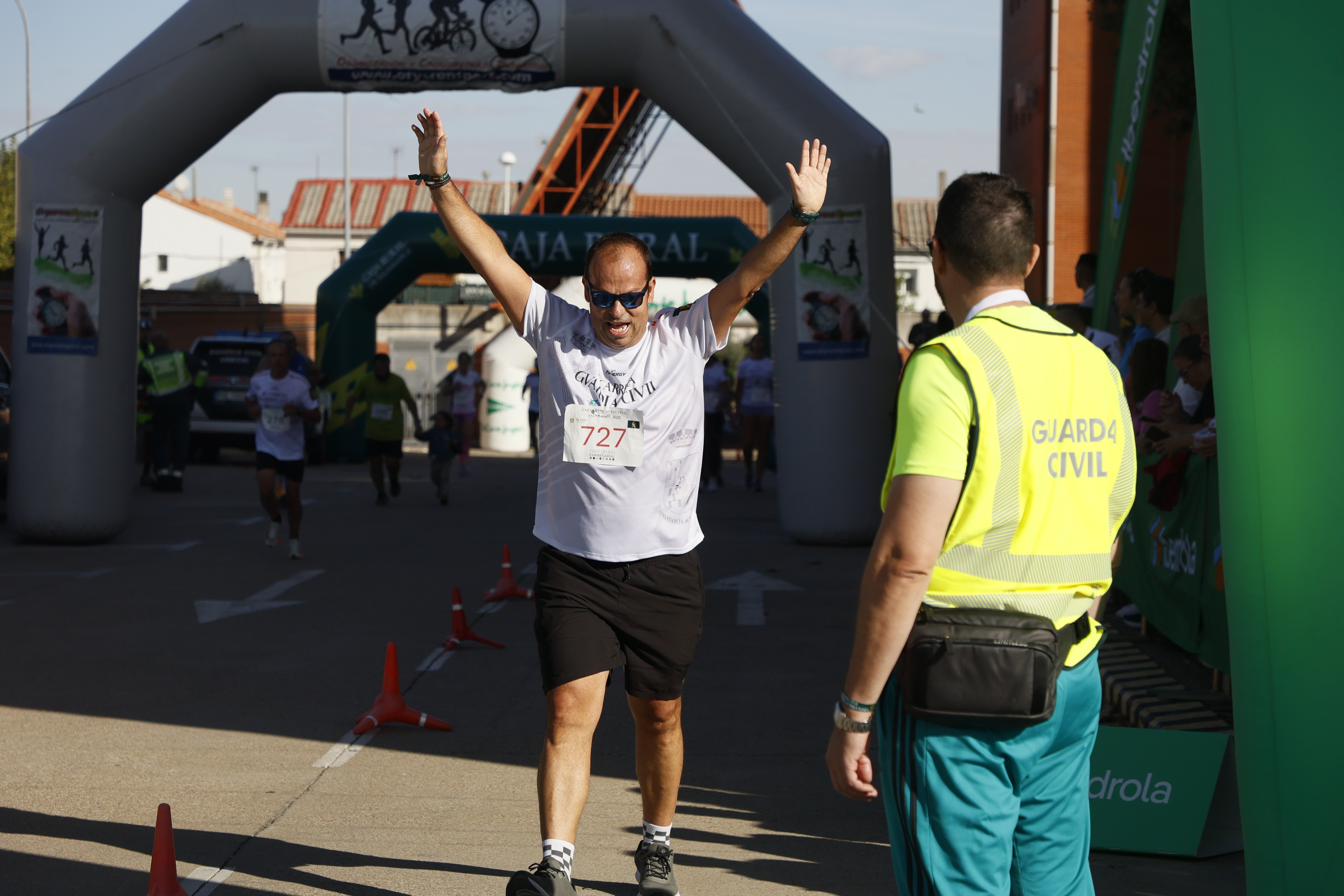 La Guardia Civil impulsa una marea solidaria