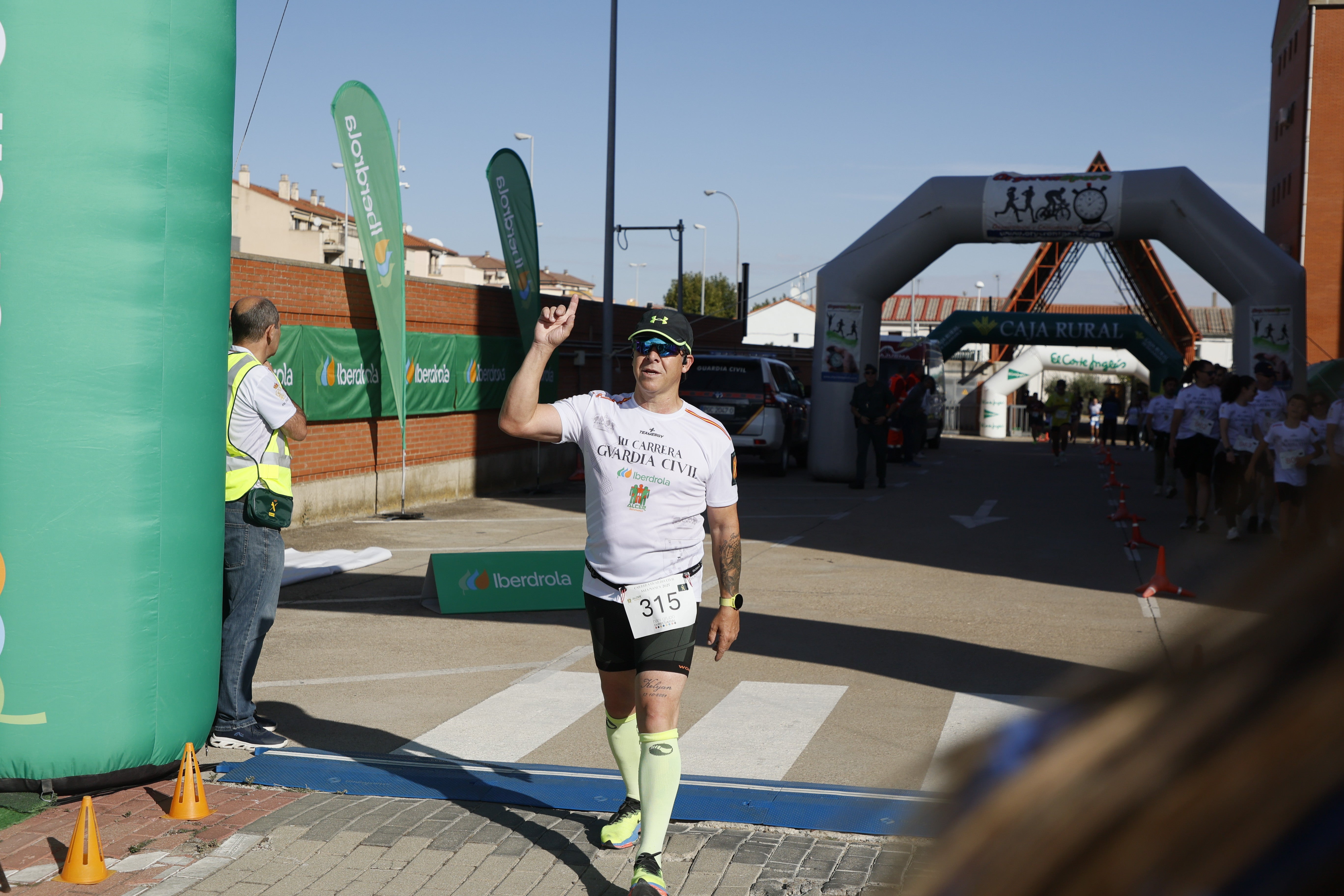 La Guardia Civil impulsa una marea solidaria