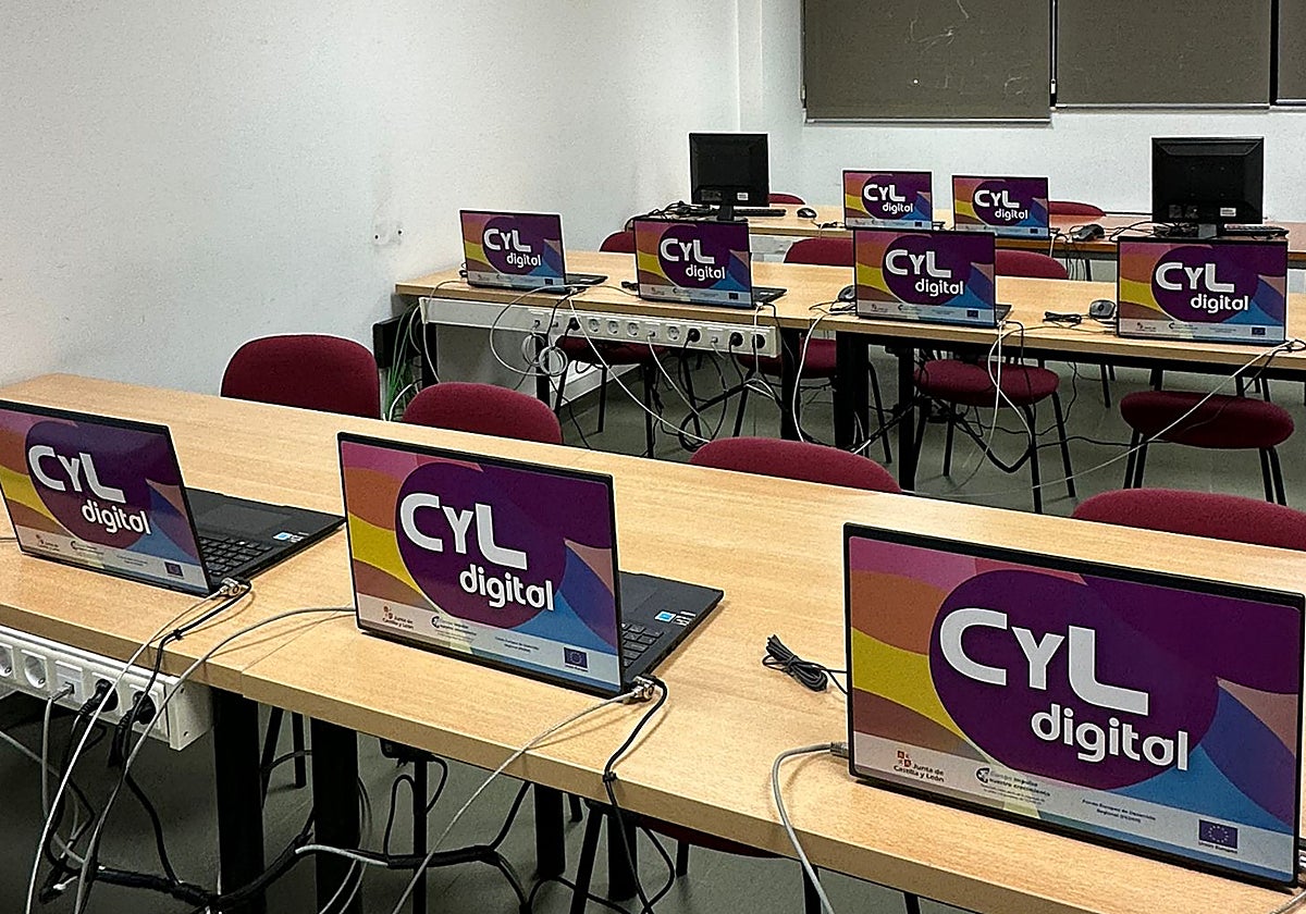 Las instalaciones de Villamayor del Aula CyL Digital, en la biblioteca municipal.