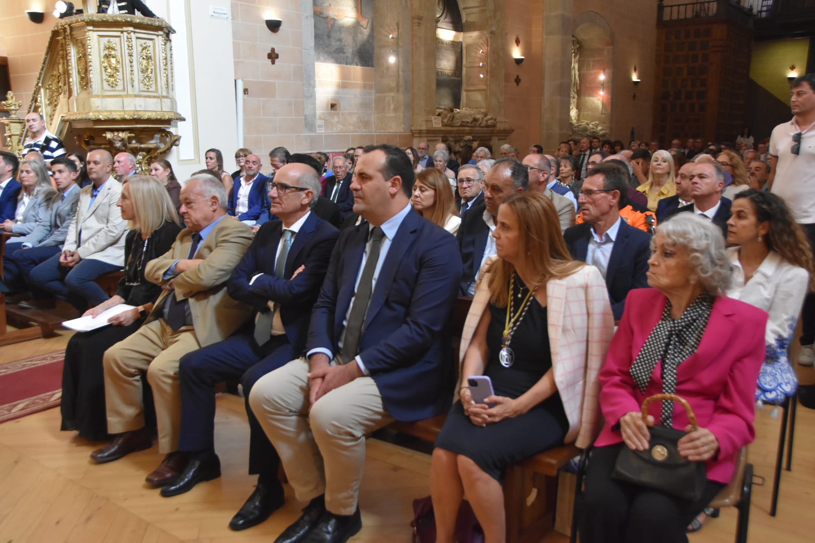 Alba de Tormes celebra el día grande de Santa Teresa con un nuevo Hijo Adoptivo