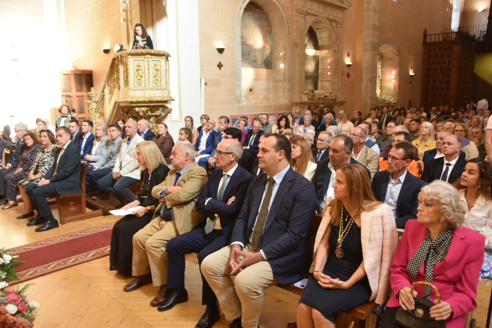 Alba de Tormes celebra el día grande de Santa Teresa con un nuevo Hijo Adoptivo