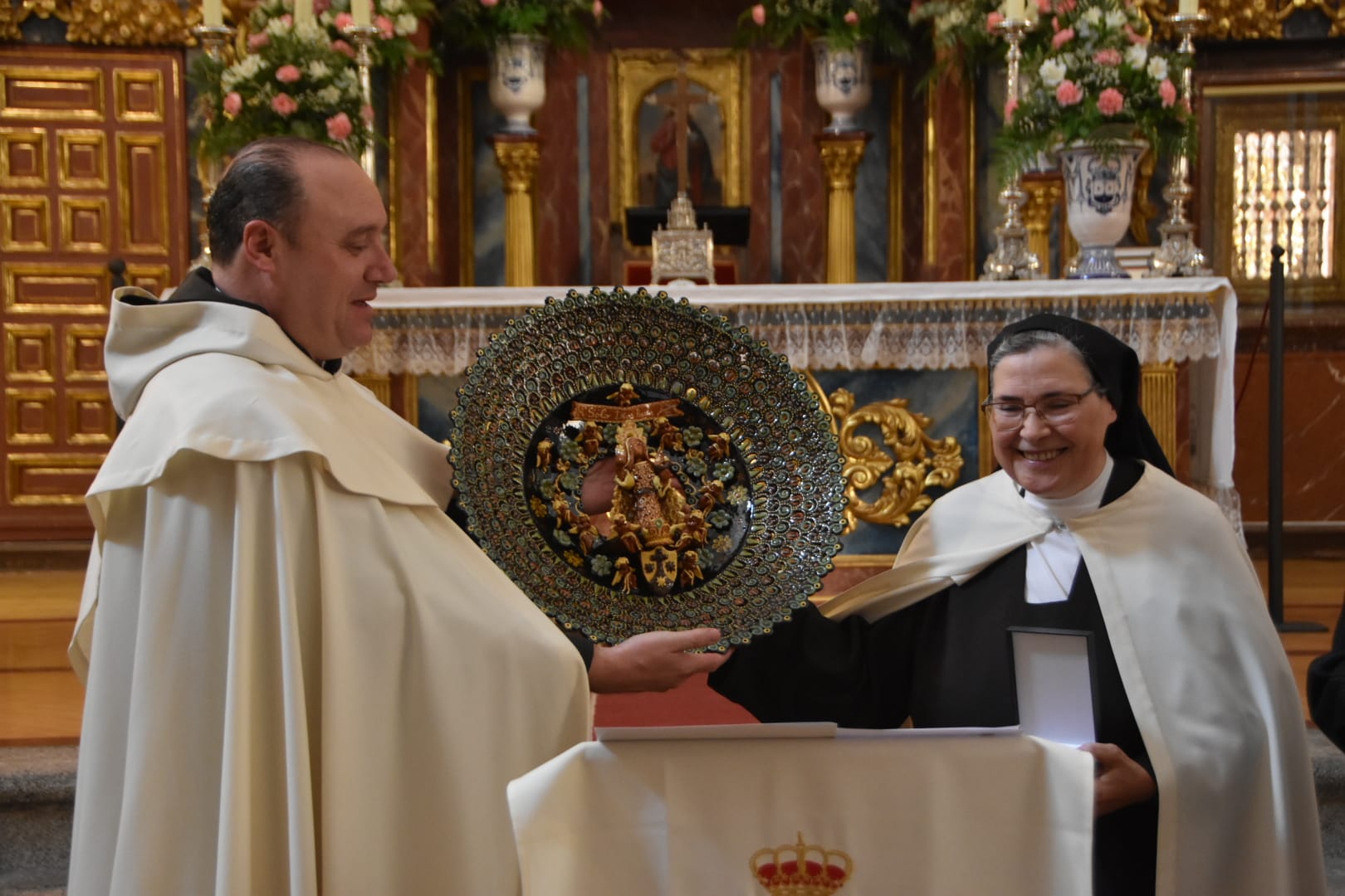 Alba de Tormes celebra el día grande de Santa Teresa con un nuevo Hijo Adoptivo