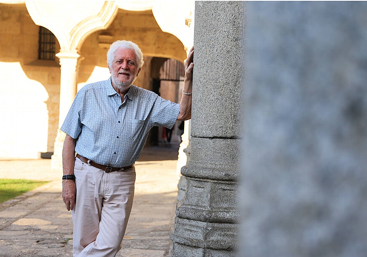 Michel Poulain, en el Patio de Escuelas Menores.