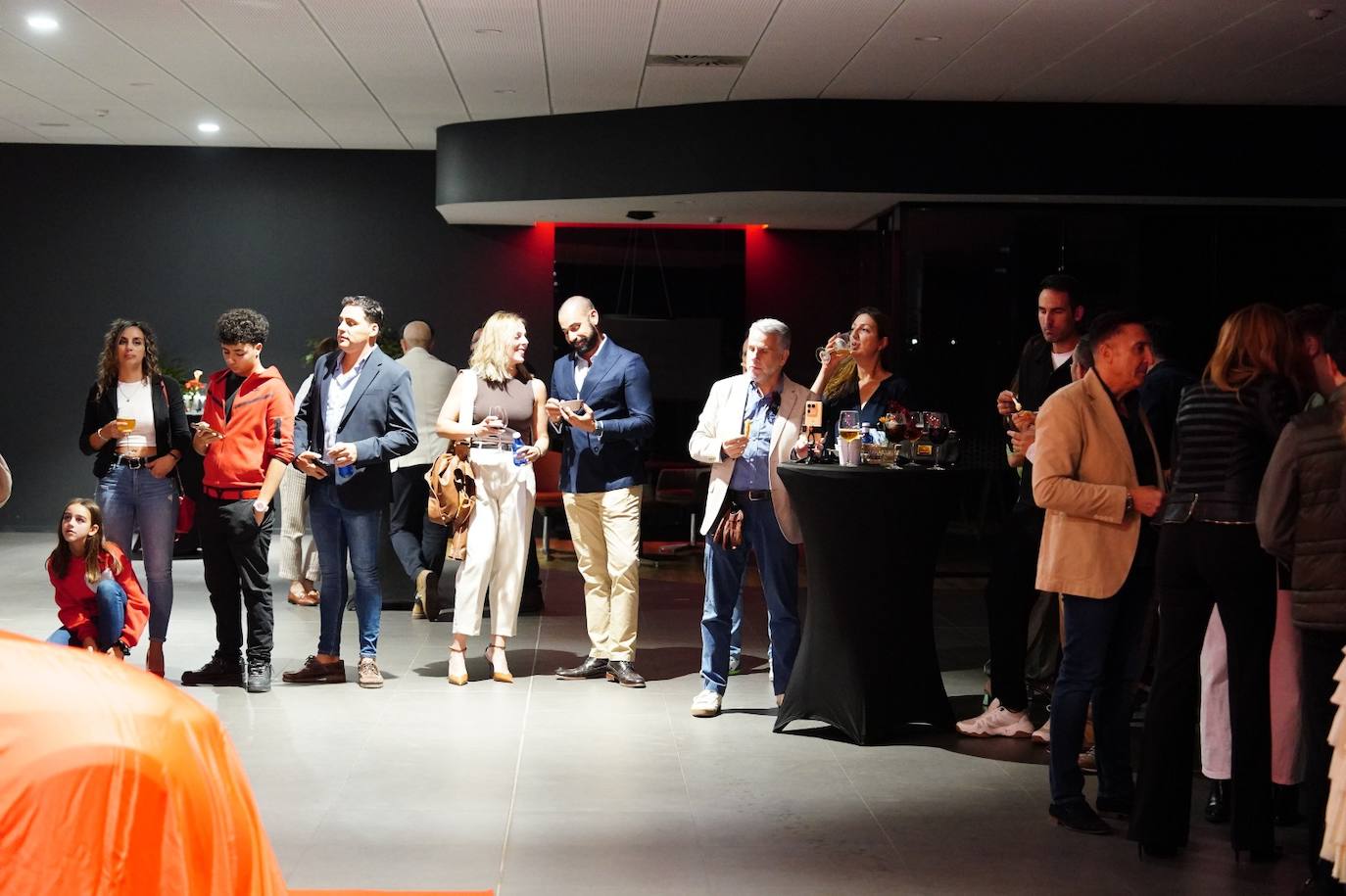 Adarsa presenta el nuevo CLA 250 Plus, su nuevo modelo 100% eléctrico