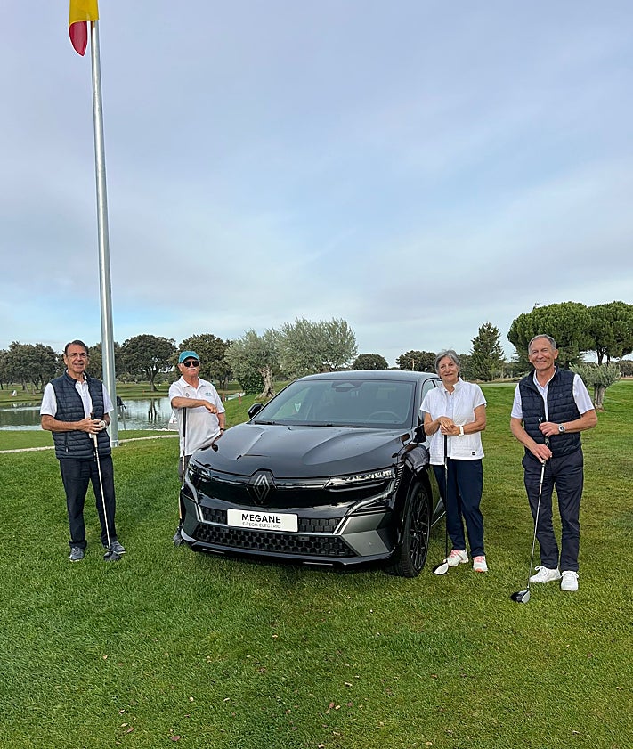 Imagen secundaria 2 - Quinta prueba de la Liga Sénior de La Valmuza Golf, la última antes de la gran final