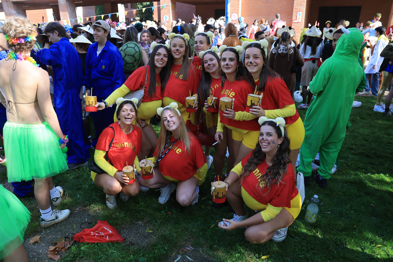 Así viven los estudiantes de Medicina sus fiestas en honor a San Lucas
