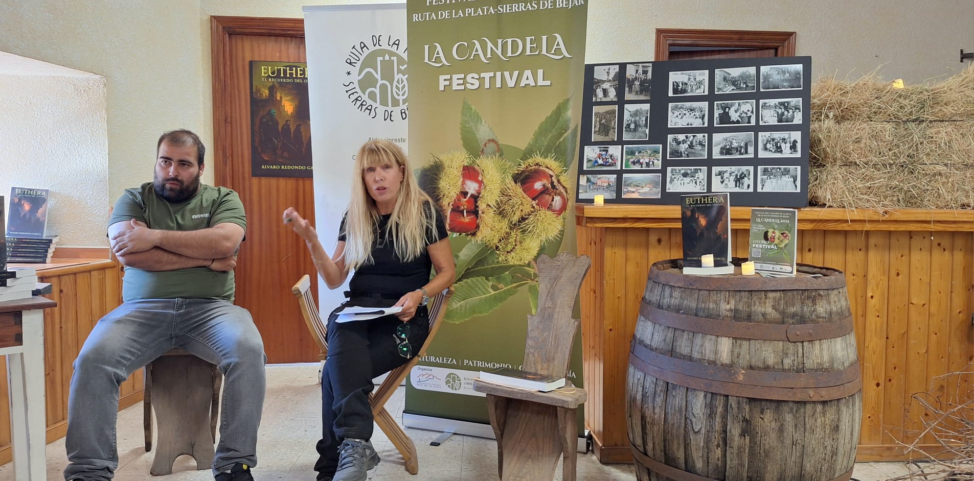 Fresnedoso decora las calles con útiles tradicionales y recorre su entorno natural