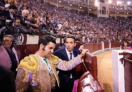 Morante de la Puebla se retiró la coleta este fin de semana en Madrid. Una decisión que pilló por sorpresa a los miles de aficionados que llenaban las Ventas, pero no tanto a su entorno más cercano, que conocía sus problemas de salud mental.