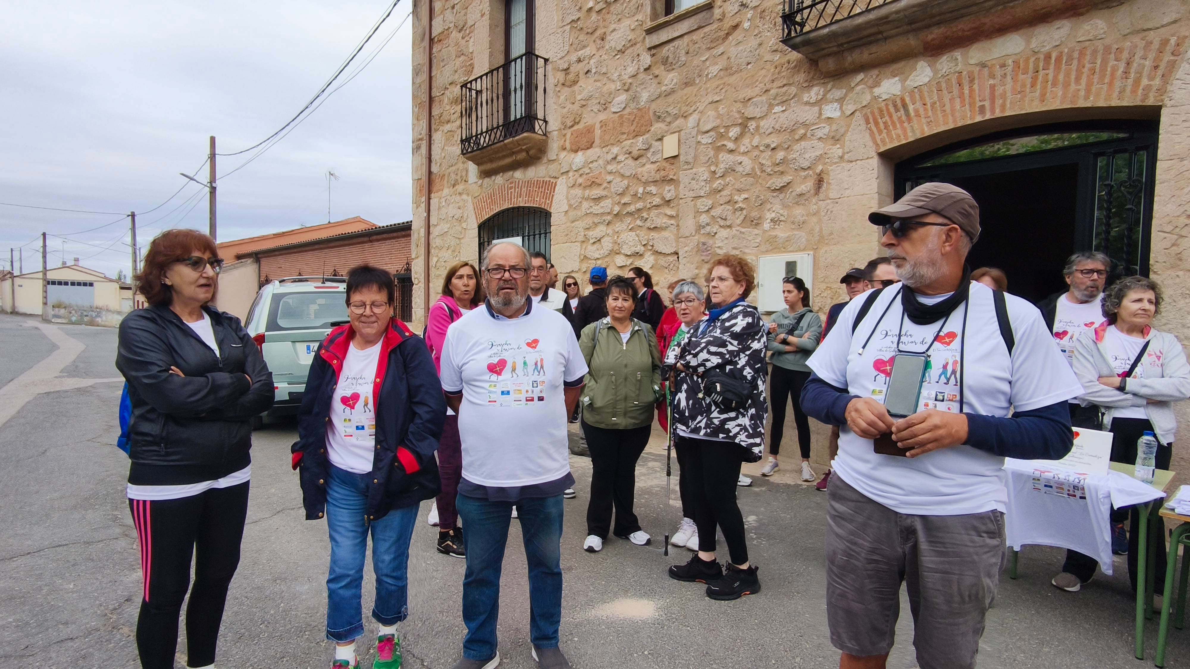 Pasos solidarios a favor del PacienteXperto desde Villar de Gallimazo