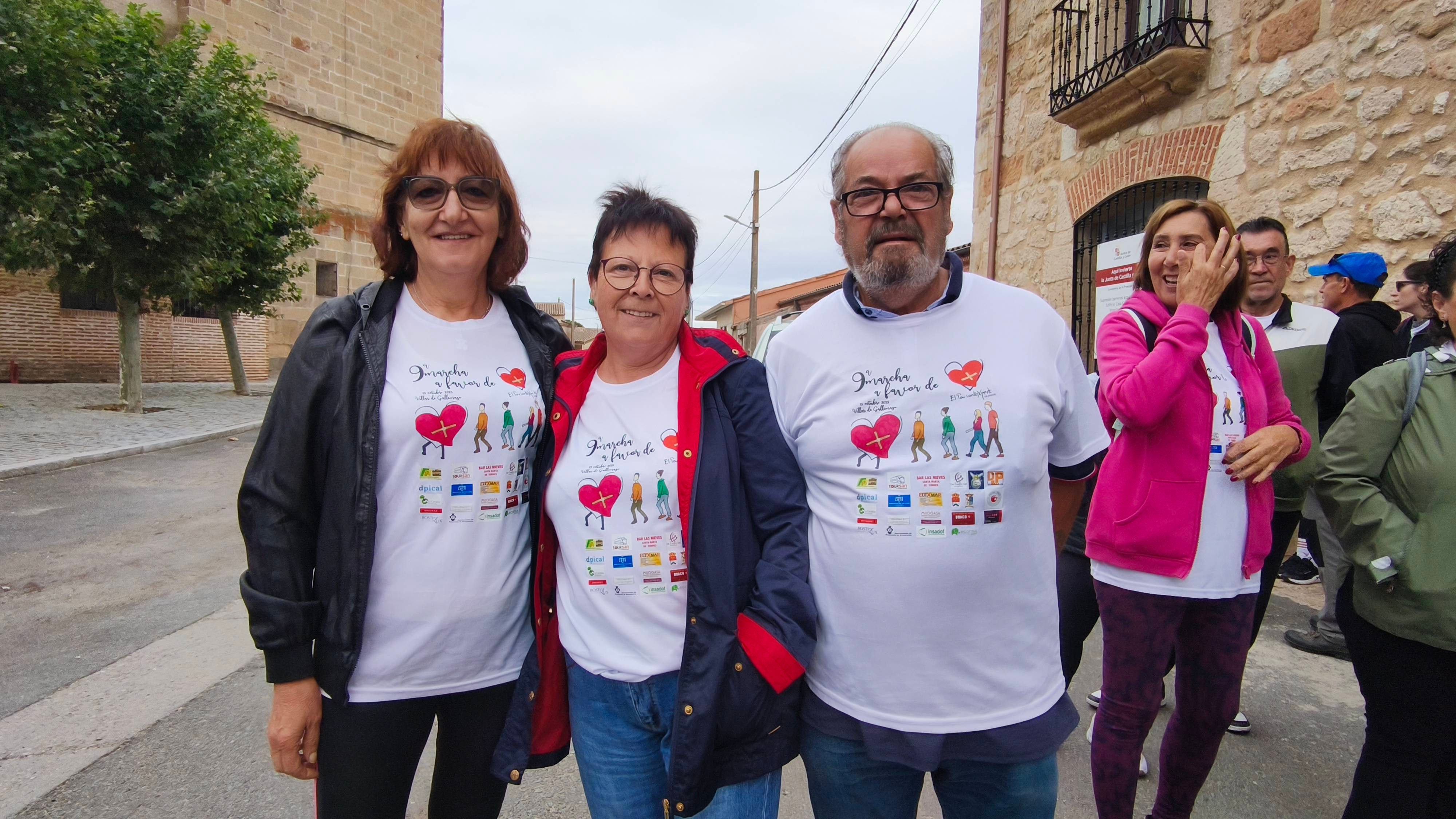 Pasos solidarios a favor del PacienteXperto desde Villar de Gallimazo